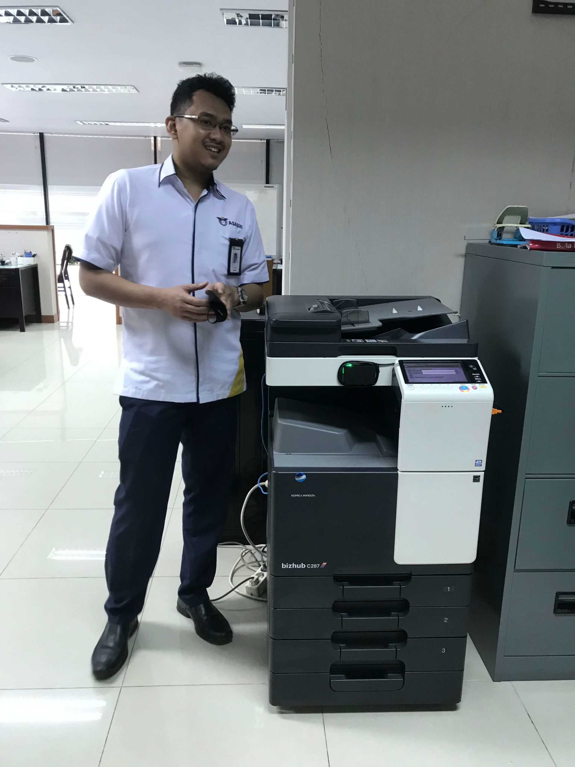 KONICA MINOLTA MEMBERIKAN KEMUDAHAKN DALAM DAY-TO-DAY KEGIATAN OPERASIONAL